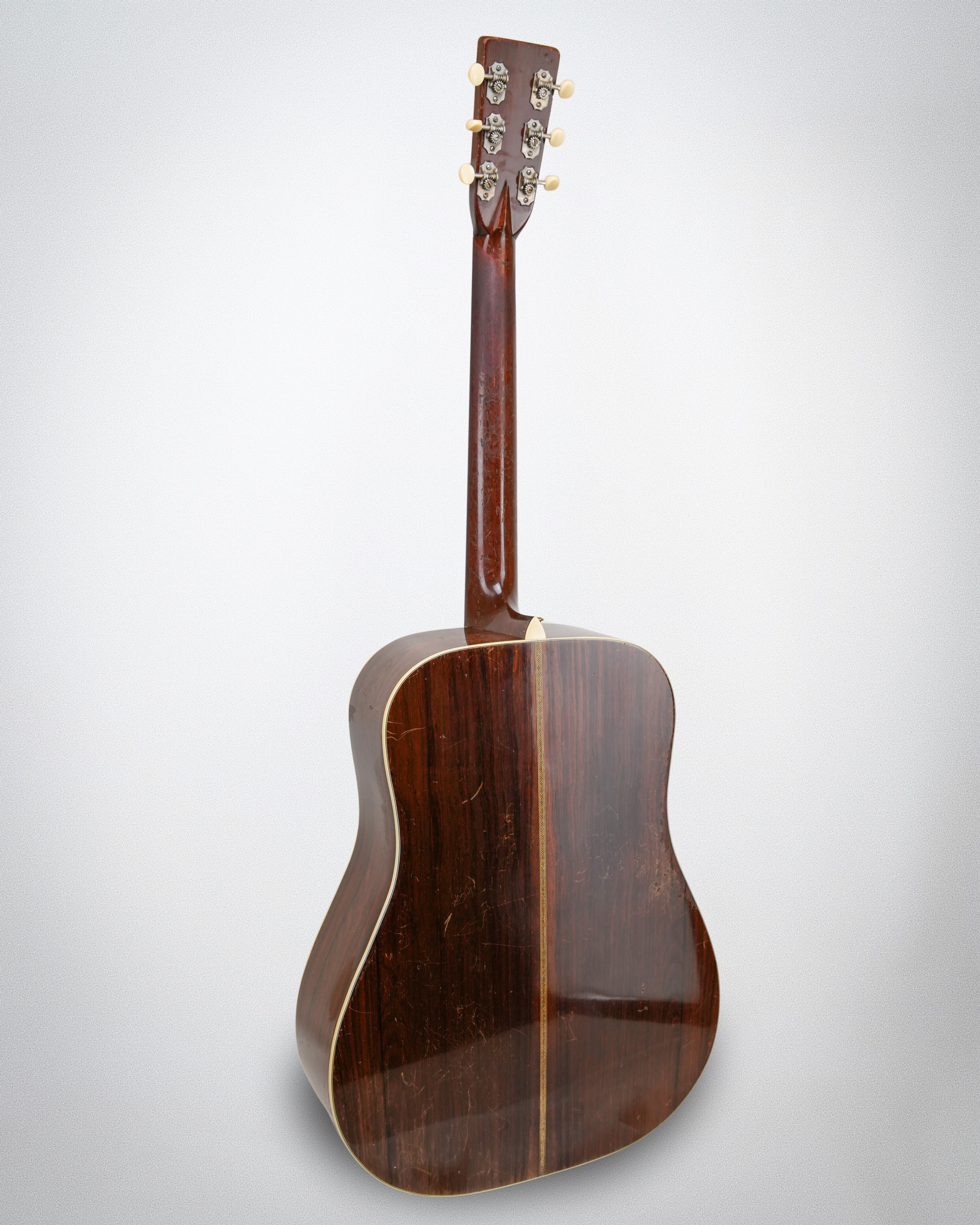 1943 Martin D-28