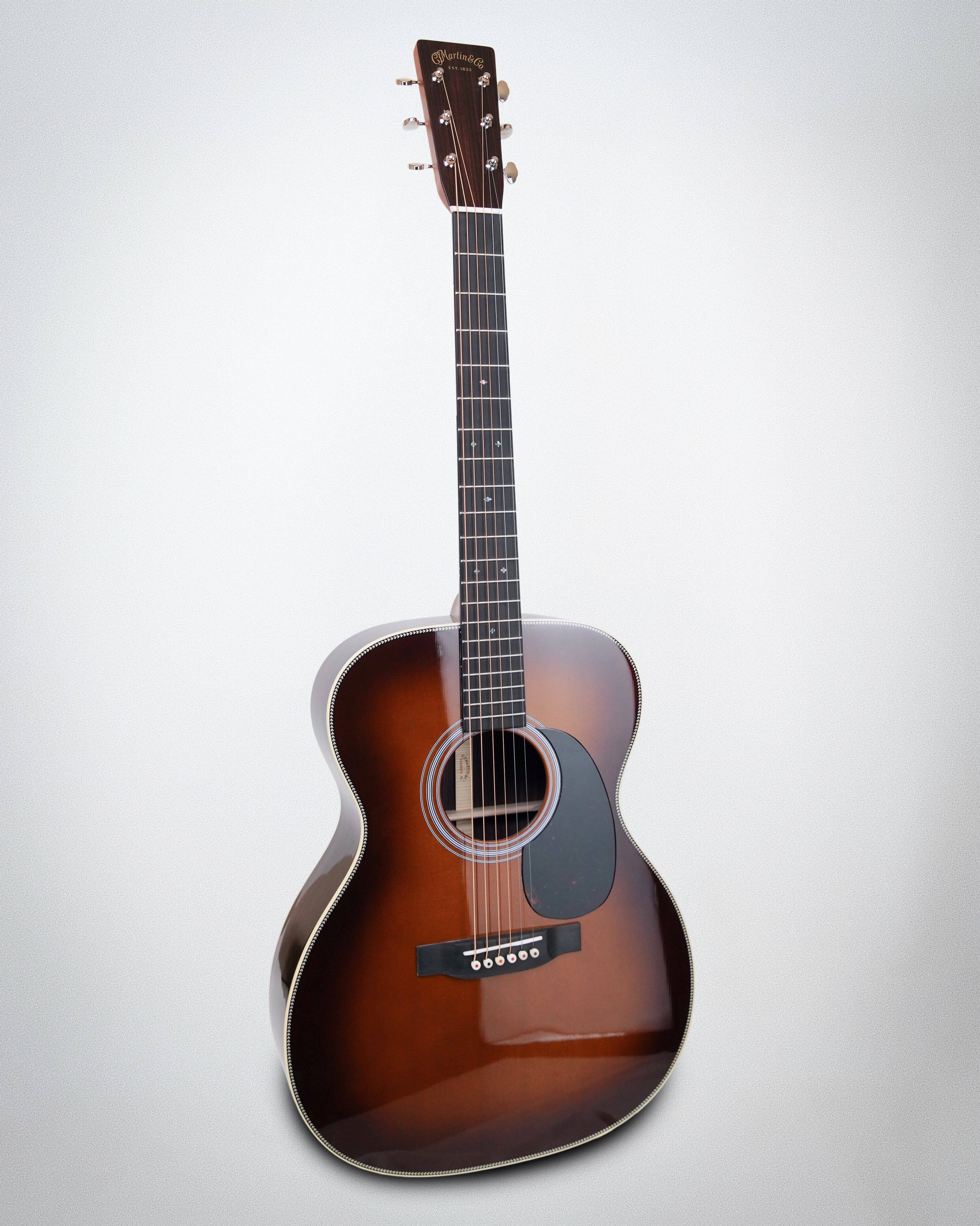 Martin 000-28 1933 Ambertone, Spruce top with 1933 Ambertone top color, East Indian Rosewood back and sides (#M3025753)