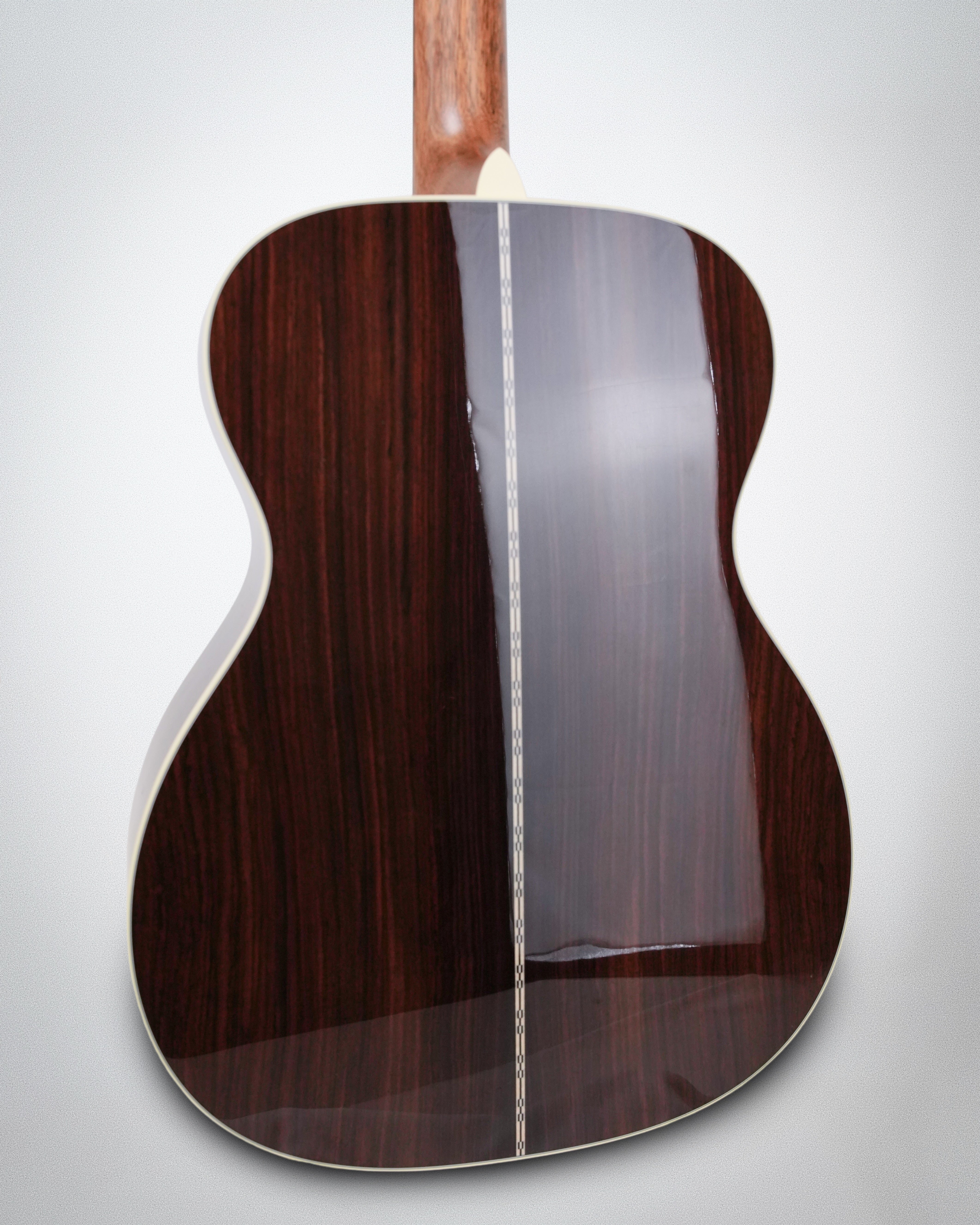 Martin 000-28 1933 Ambertone, Spruce top with 1933 Ambertone top color, East Indian Rosewood back and sides (#M3025753)