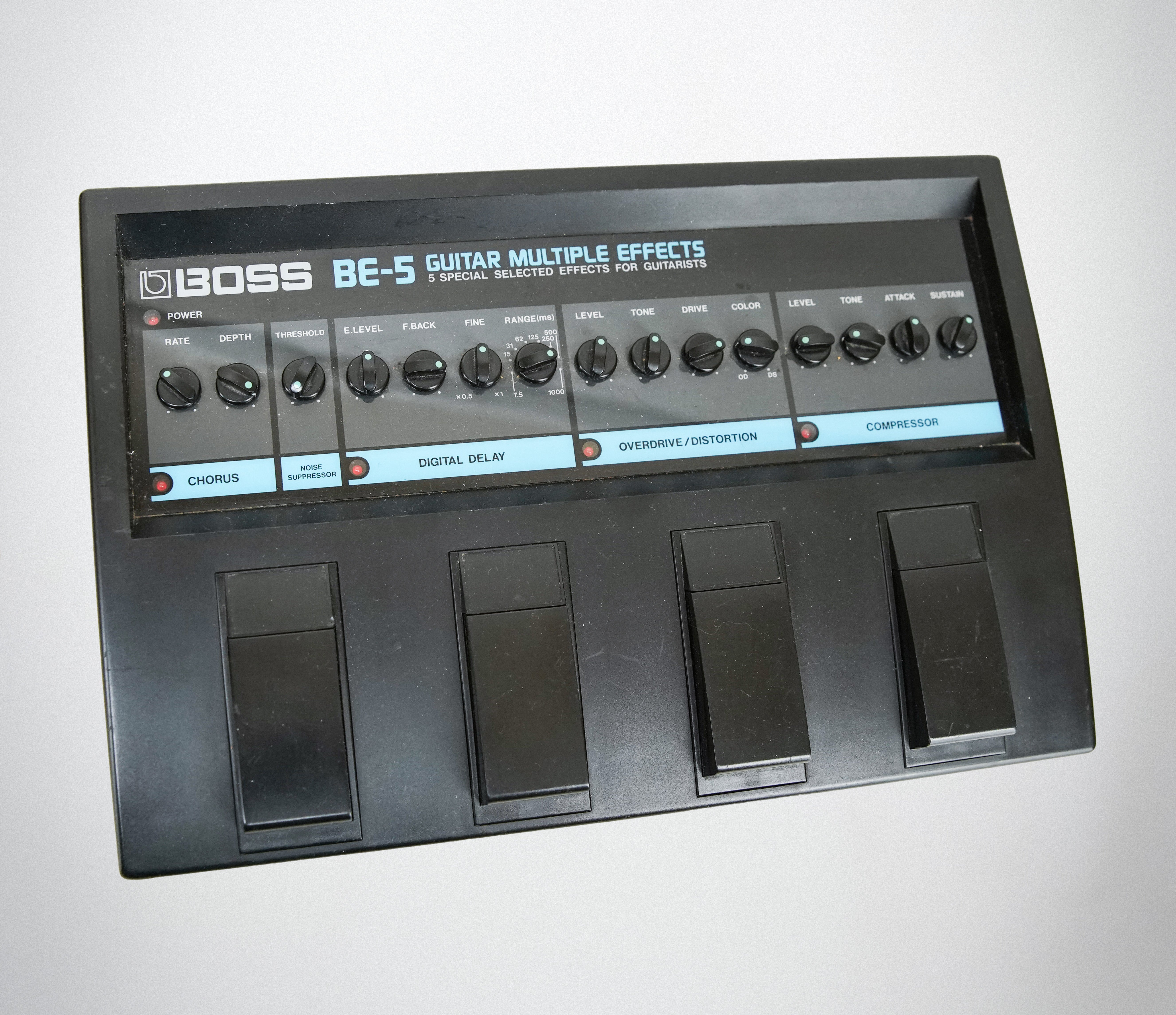 thrustmaster pedal stand Boss BE-5 Vintage Multi-Effects Processor