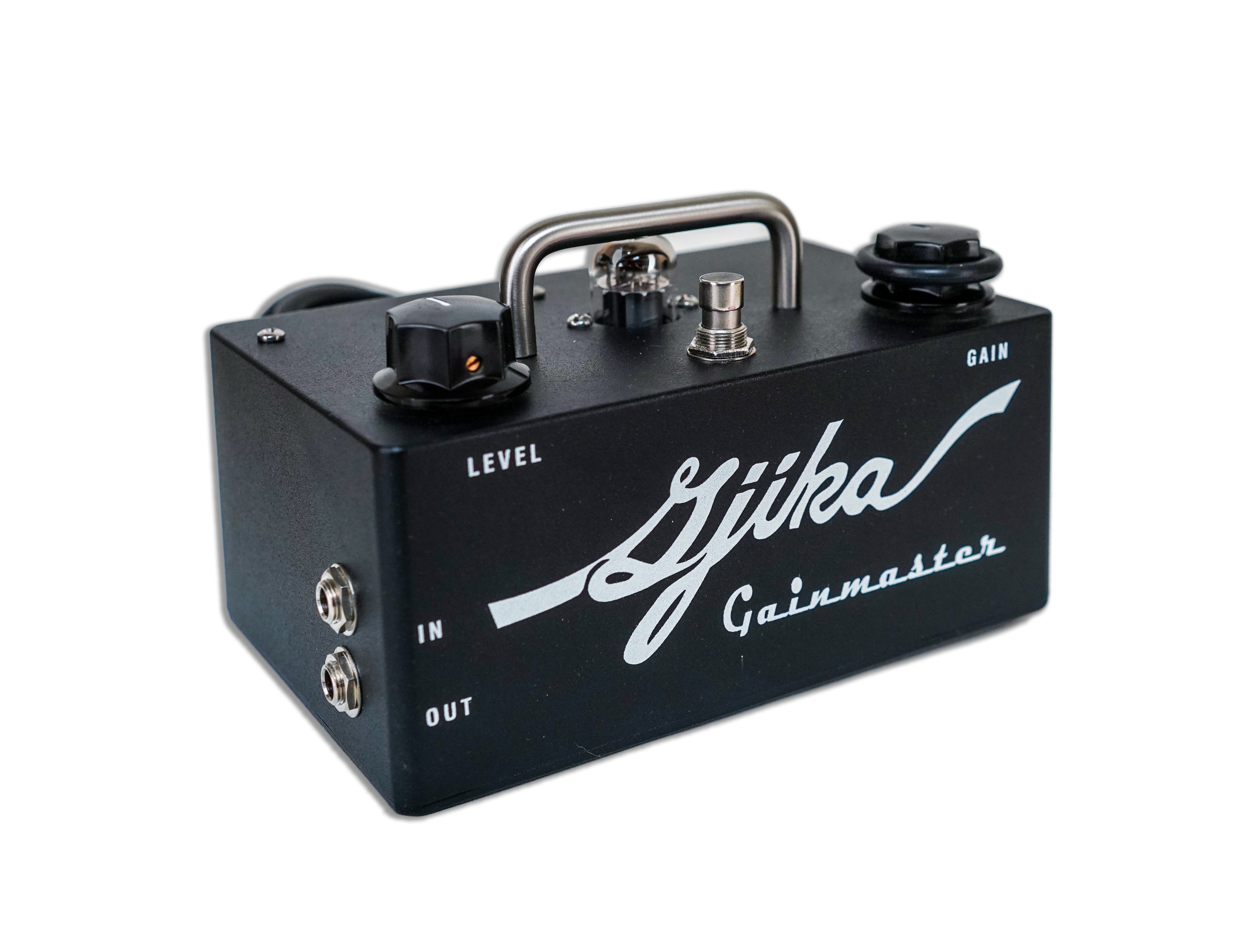 Gjika 10n Amp with Speaker Cab and Gainmaster Pedal