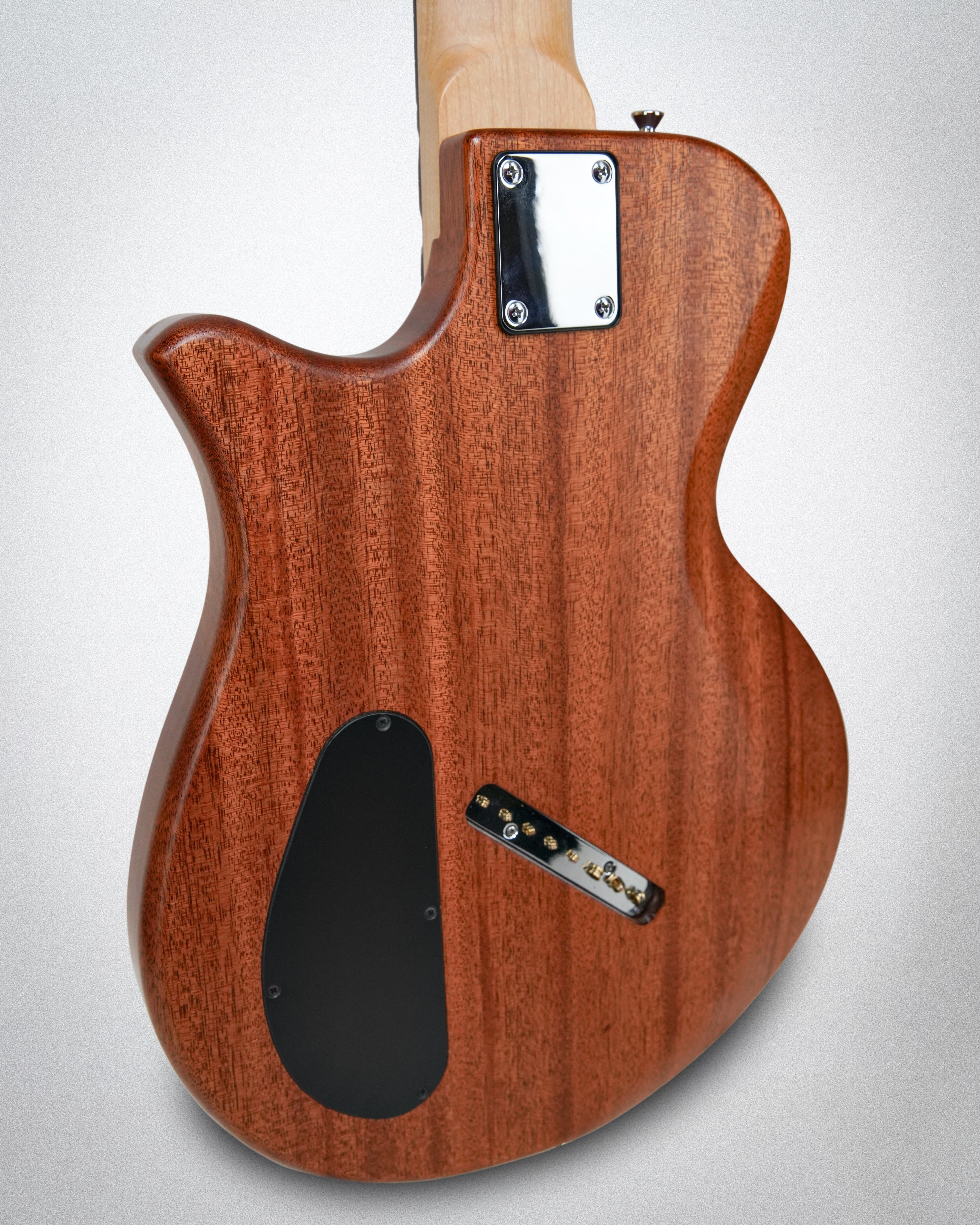 Novax CH8 Charlie Hunter Model - Satin Mahogany - 2023