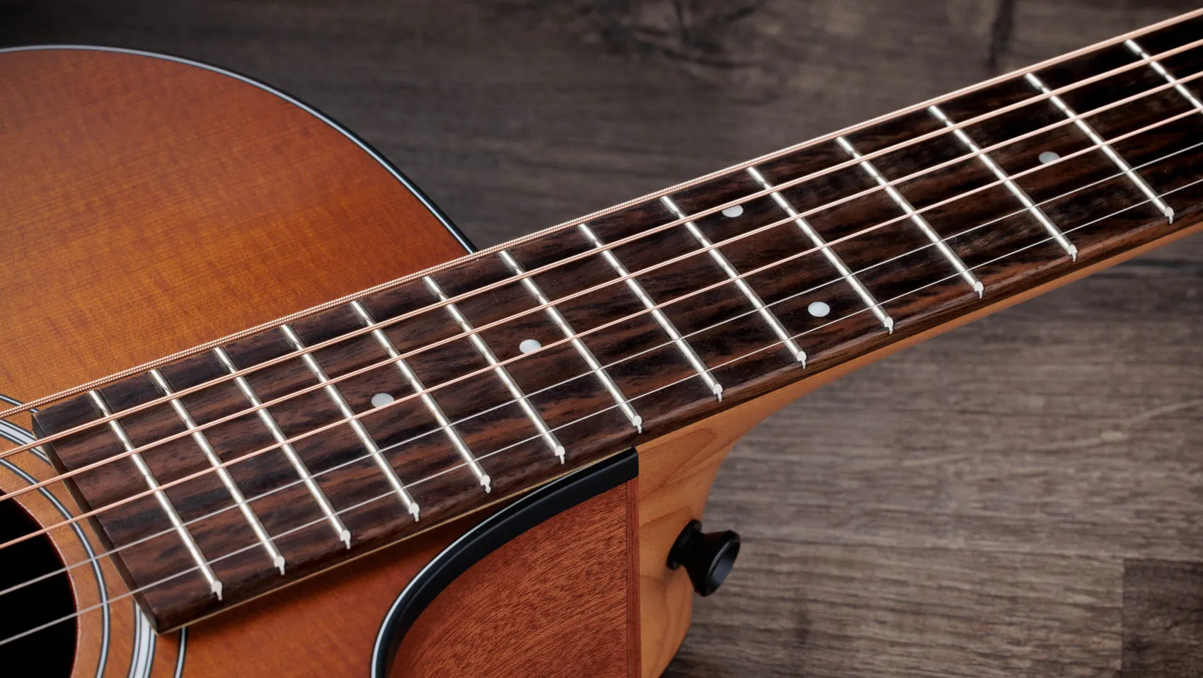 Taylor 112ce Special Edition Honeyburst (#2204166506)