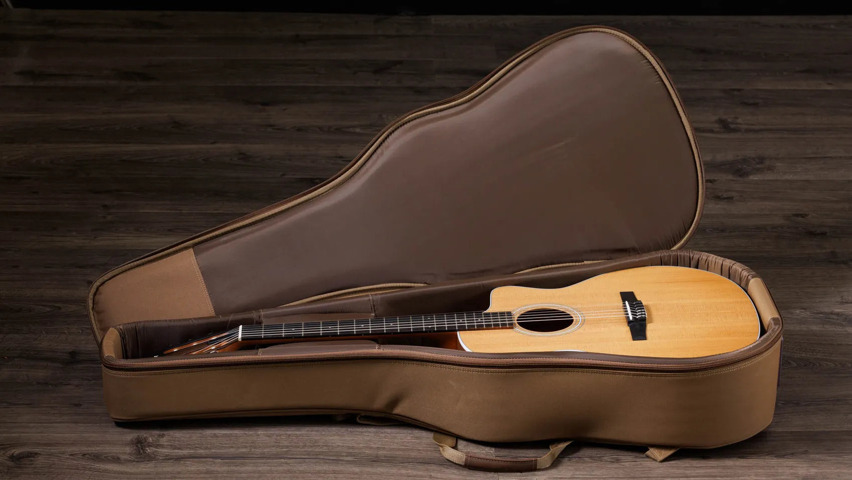 Taylor 214ce-N (#2205296540)