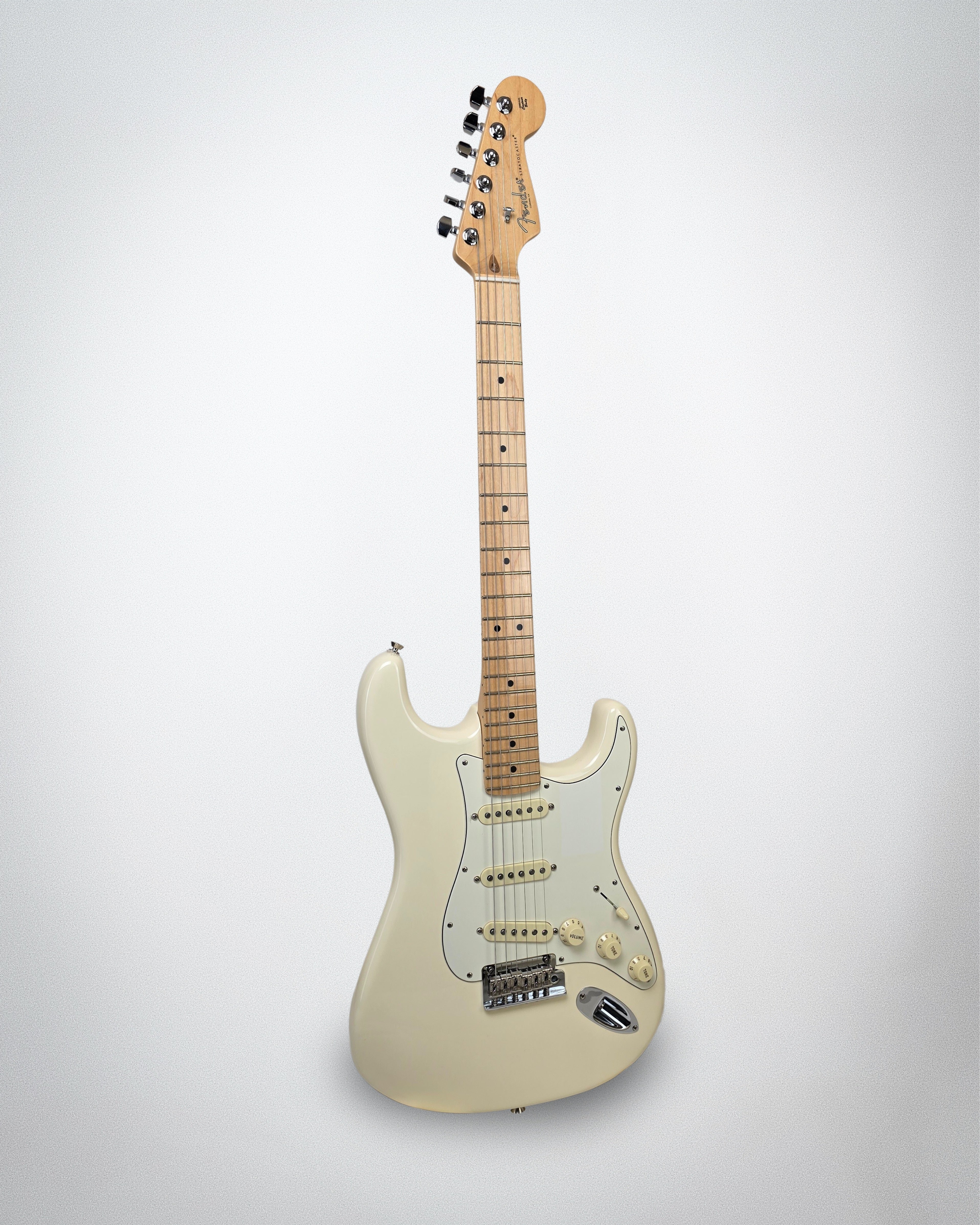 2016 Fender Stratocaster (#US16095170)