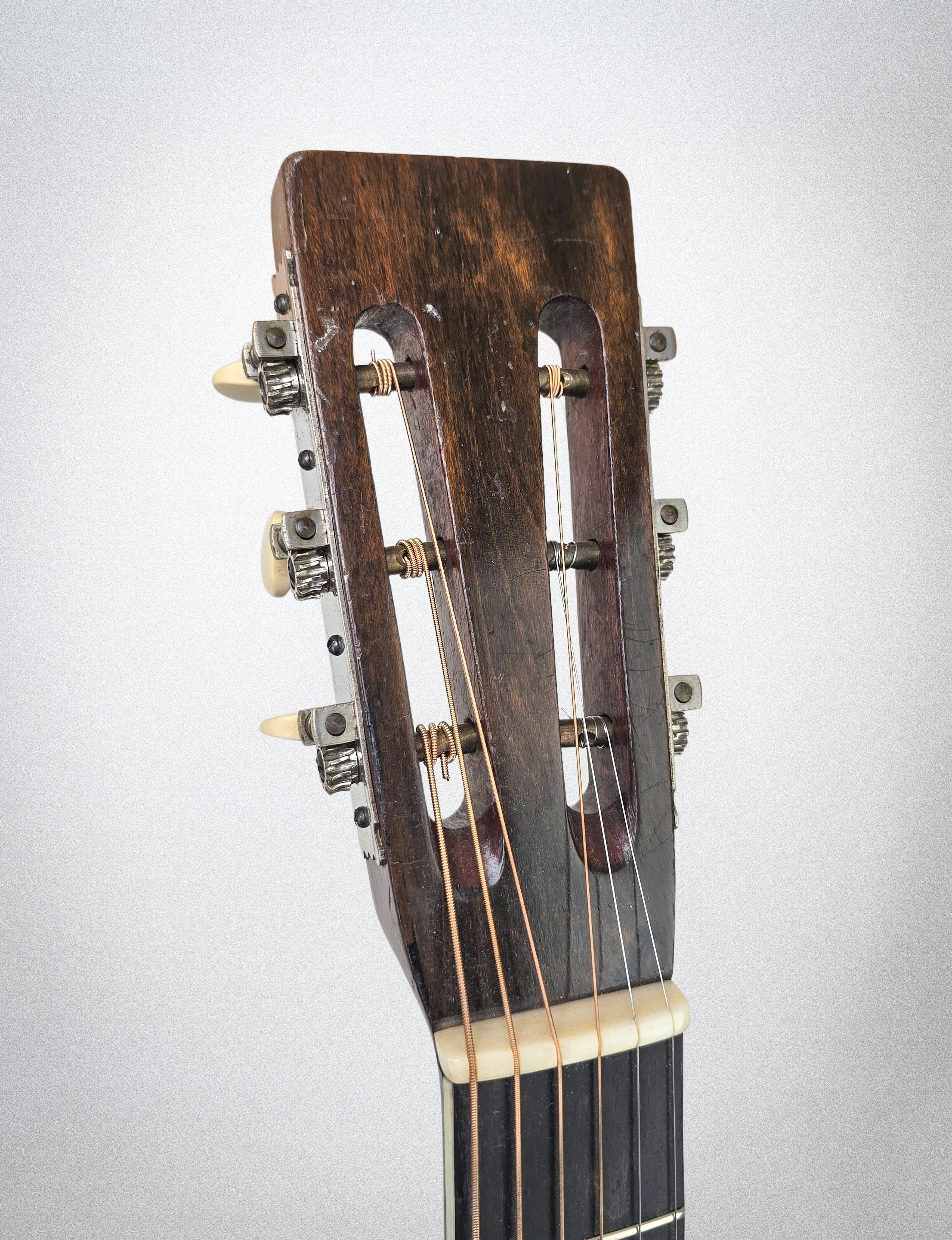 1935 Euphonon 14 Fret Slot Head