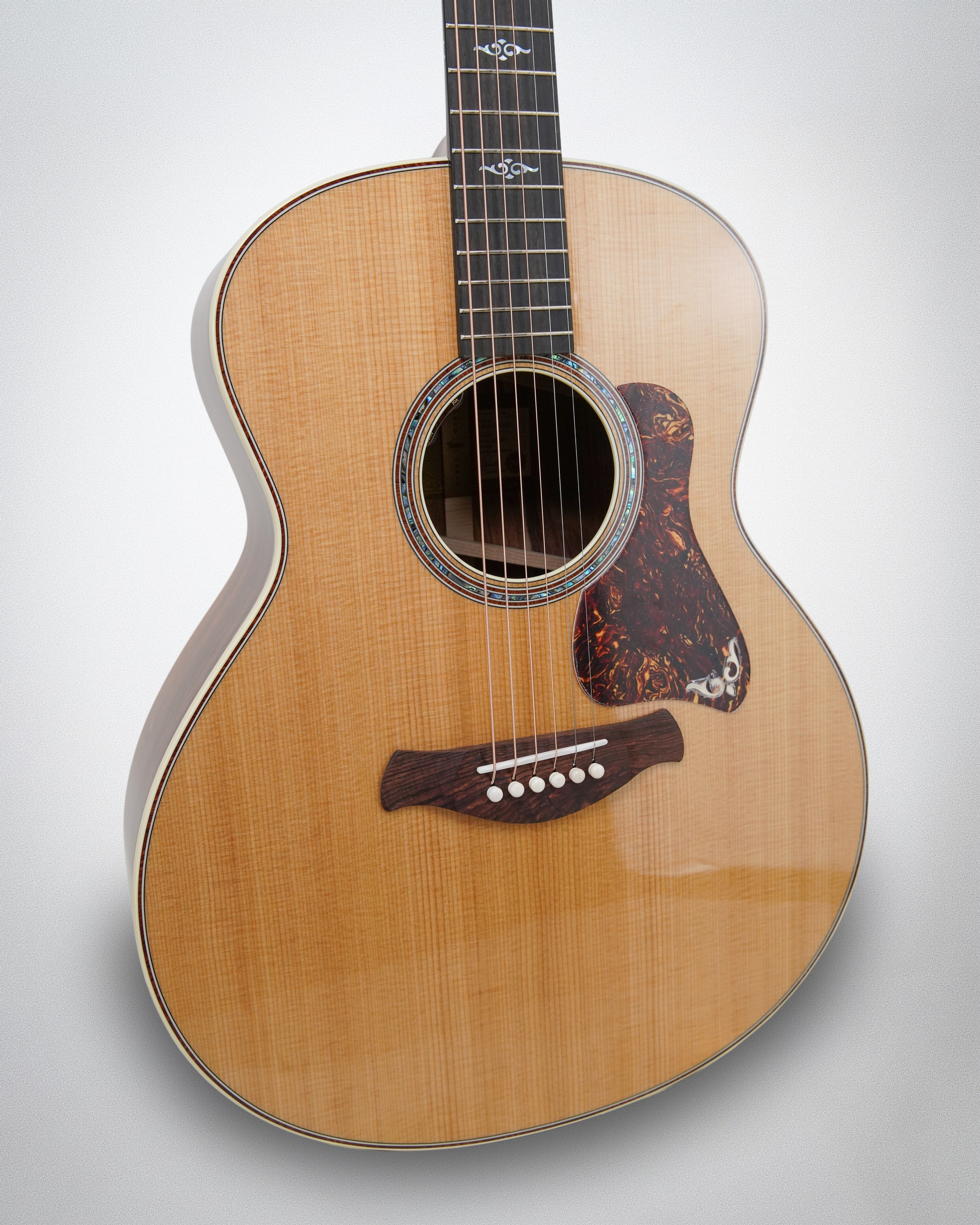 Taylor Gold Label 814e