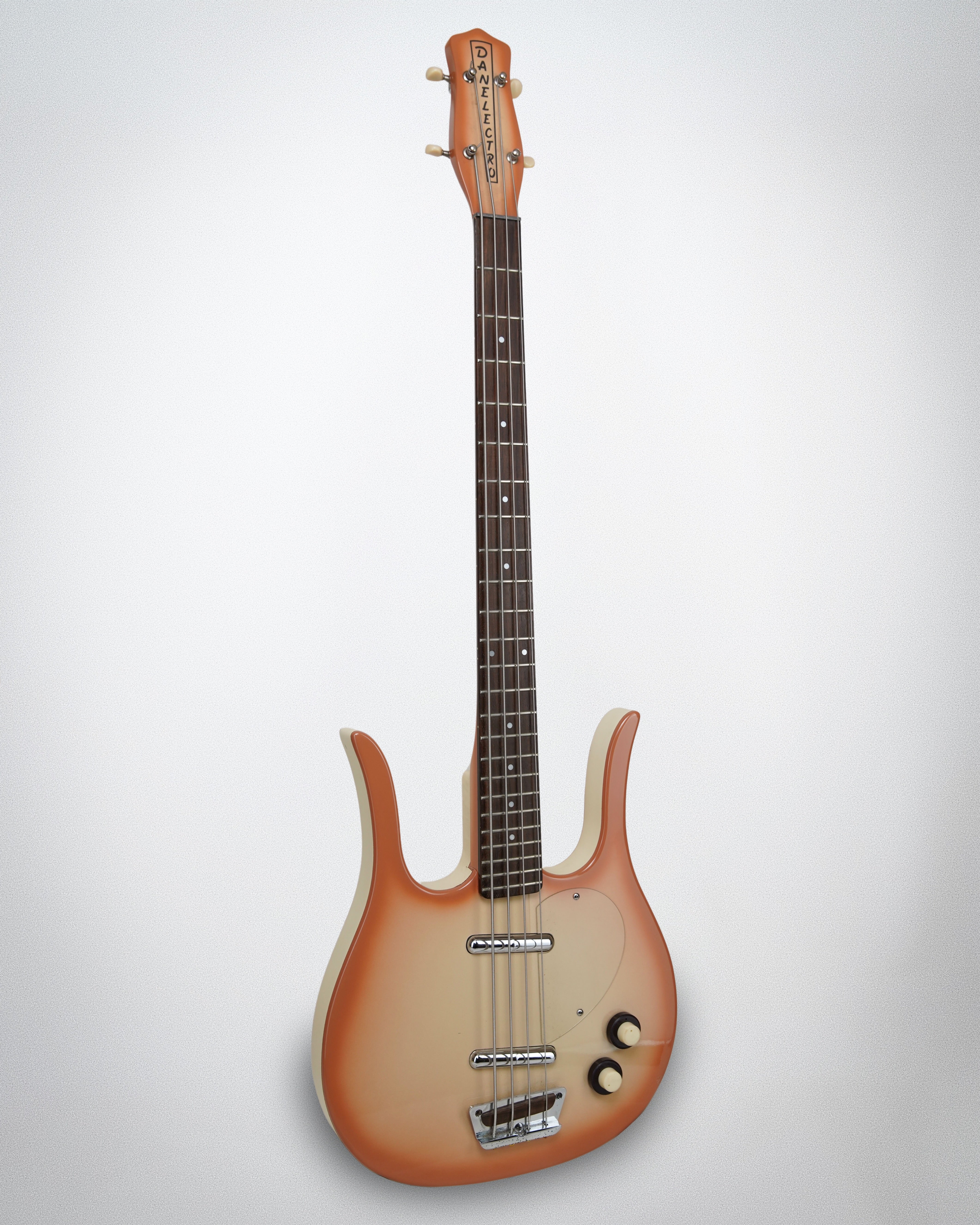 Danelectro Longhorn Bass