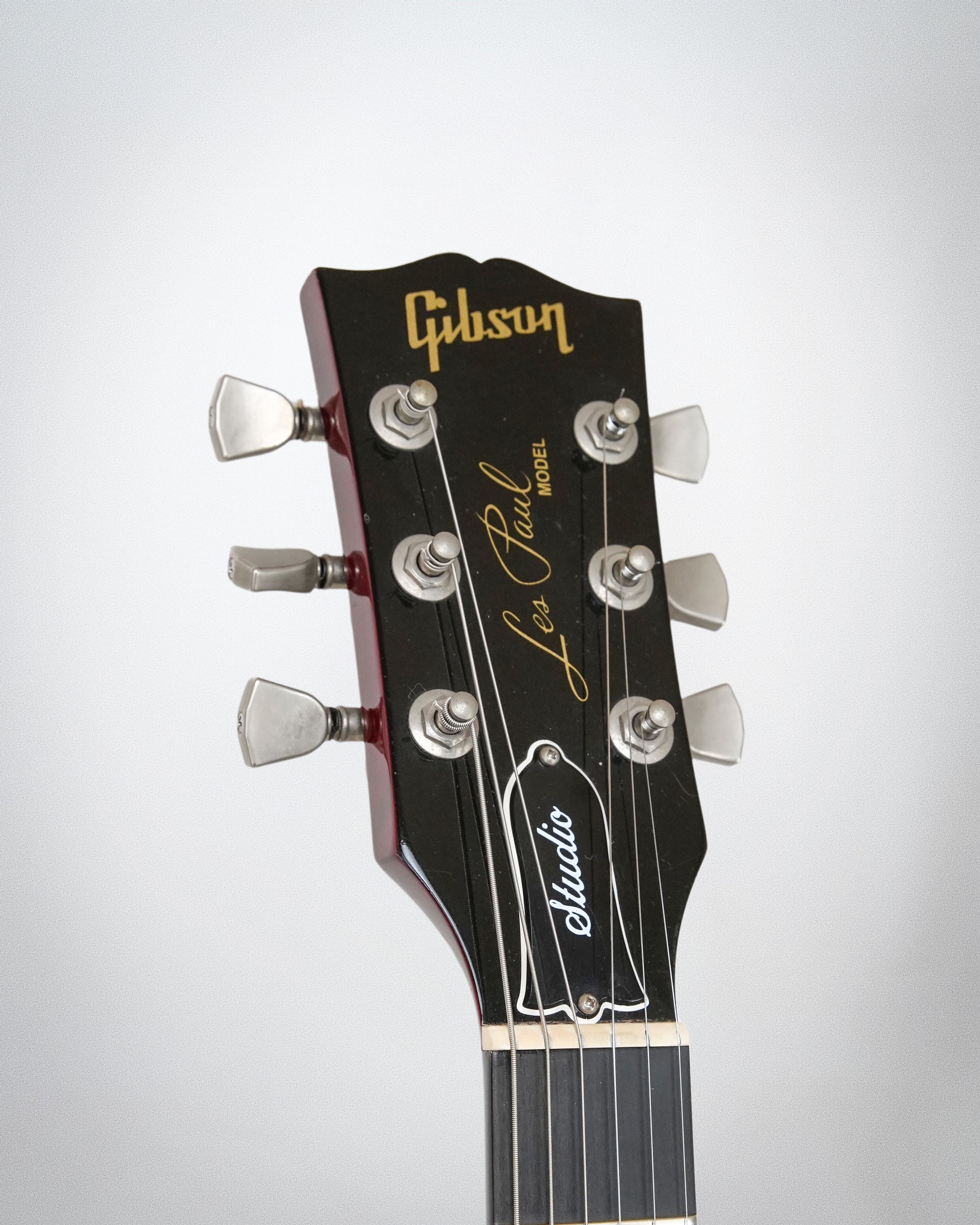 1990 Gibson Les Paul Studio, single cutaway Mahogany body, Maple top (#92340306)