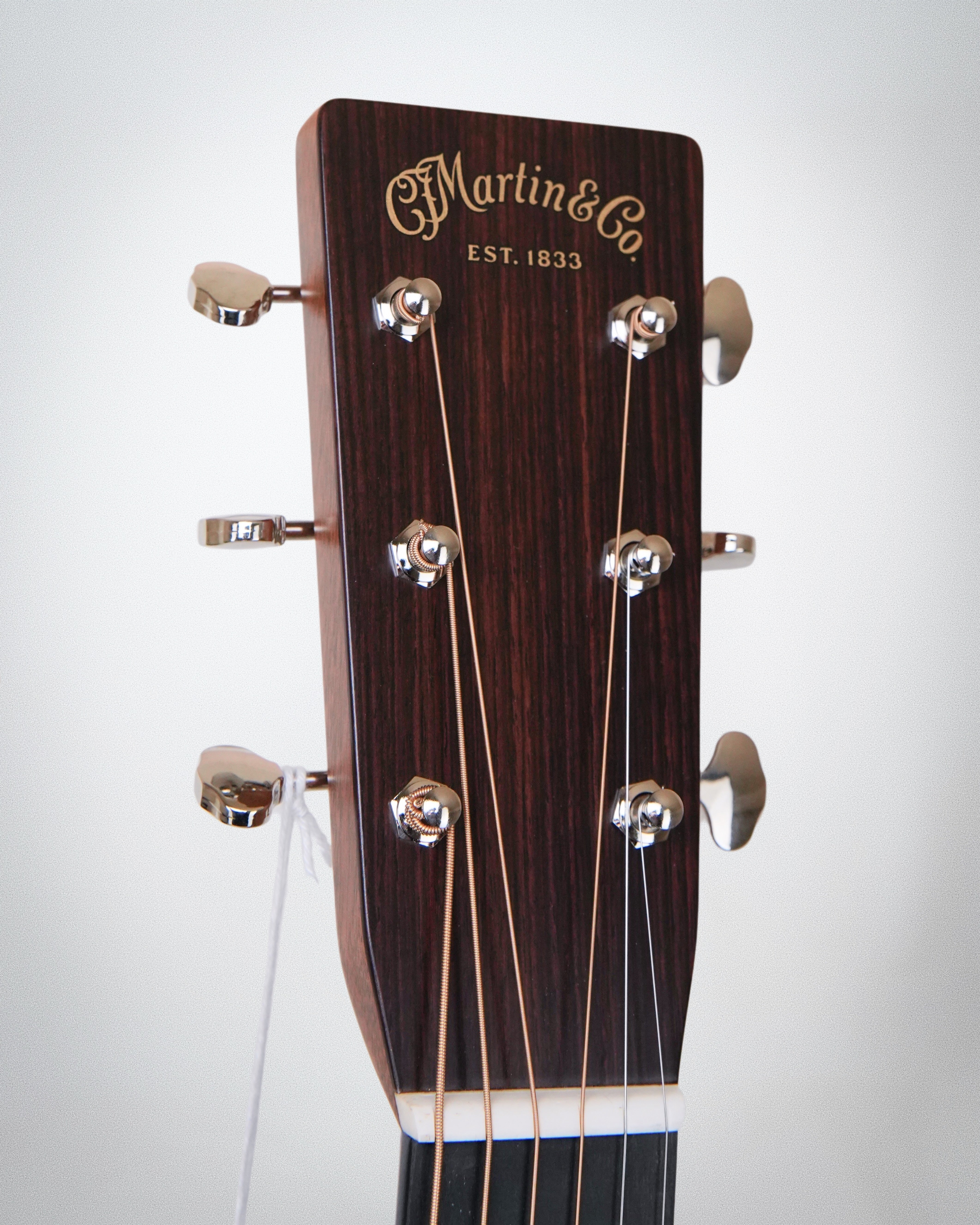 Martin 000-28 1933 Ambertone, Spruce top with 1933 Ambertone top color, East Indian Rosewood back and sides (#M3025753)