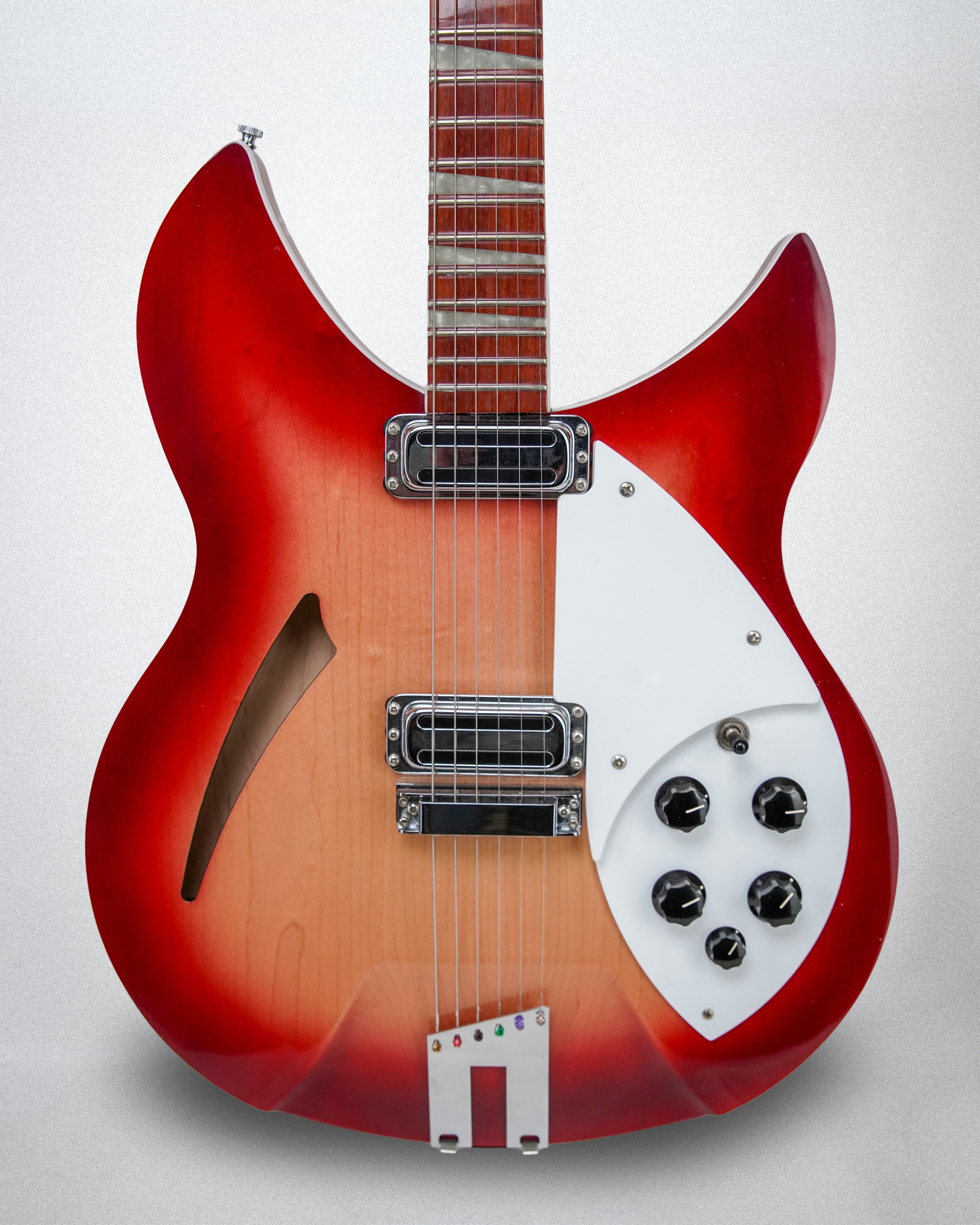 Rickenbacker 360V64