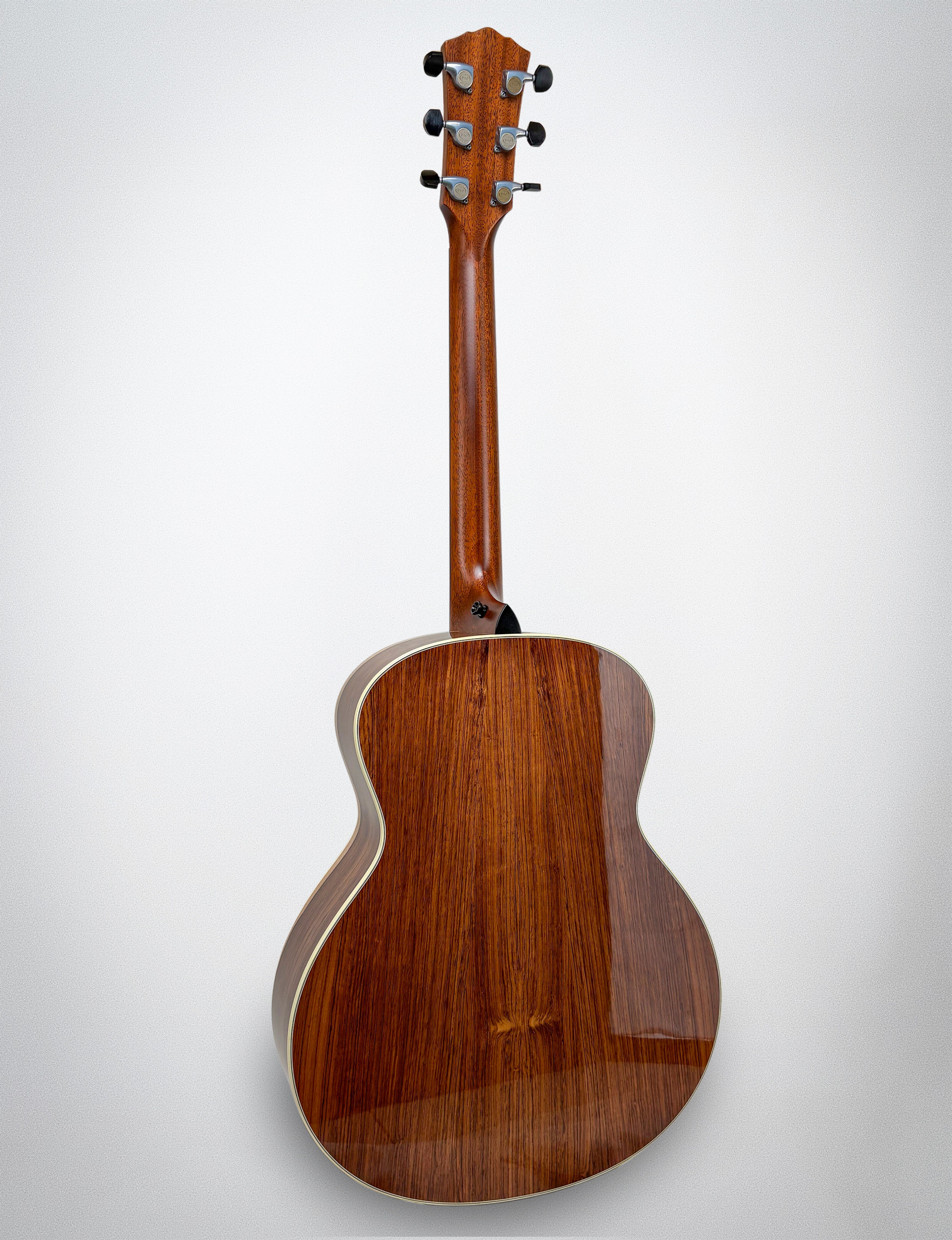 Taylor Gold Label 814e, Torrefied Spruce top, Honduran Rosewood back and sides (#1201095073)