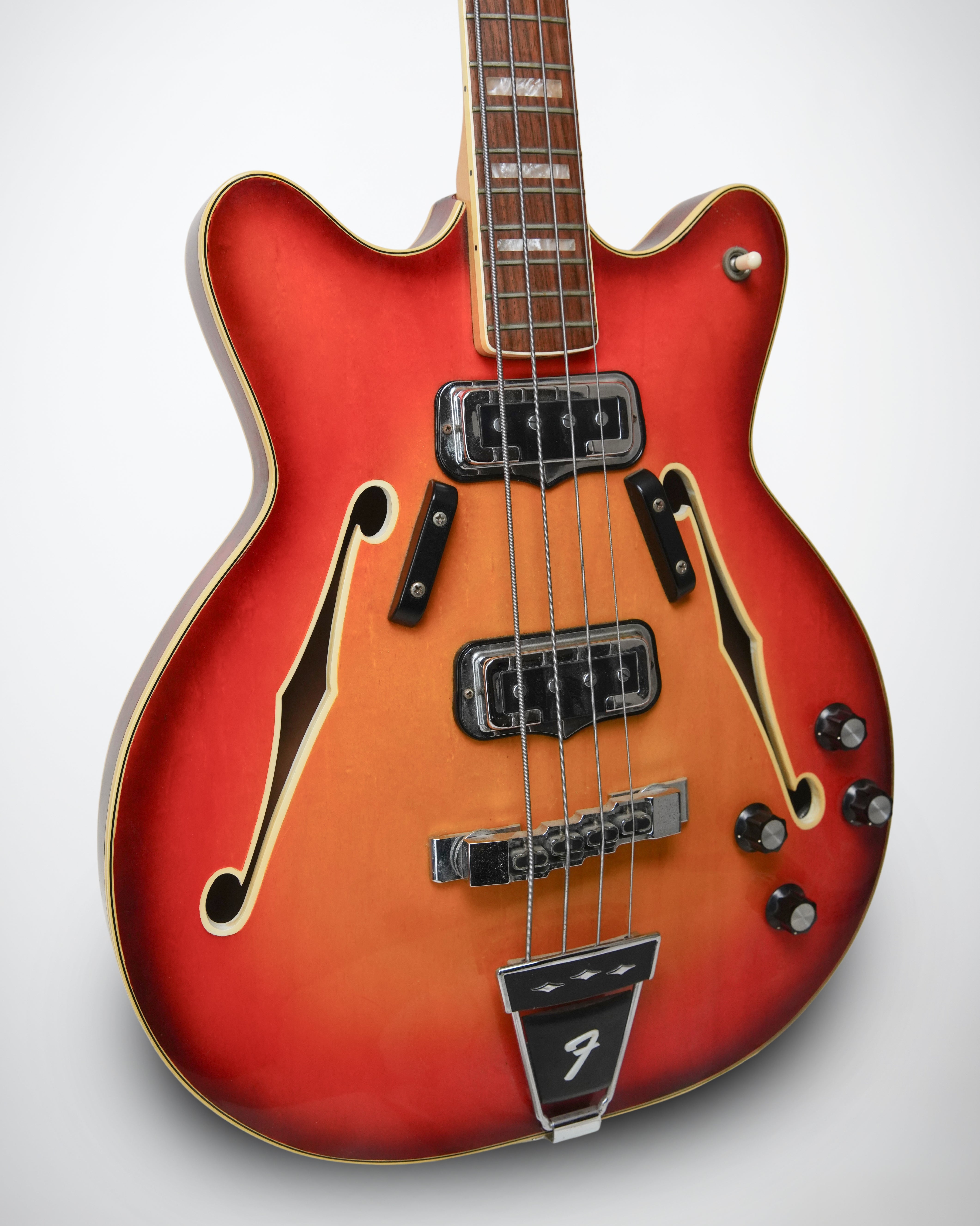 Fender Coronado II Bass (SN:197521)