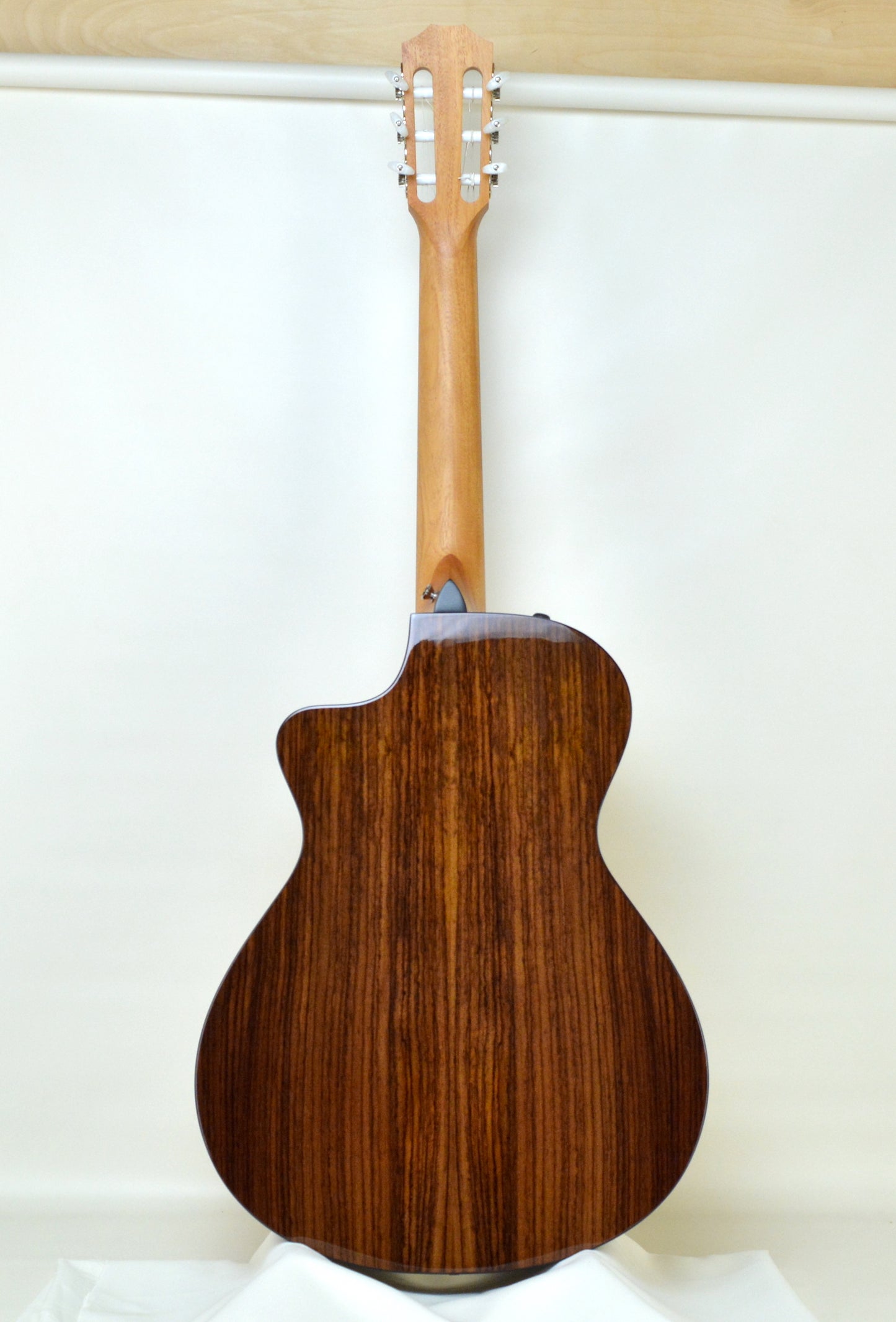 Taylor 212ce N Plus