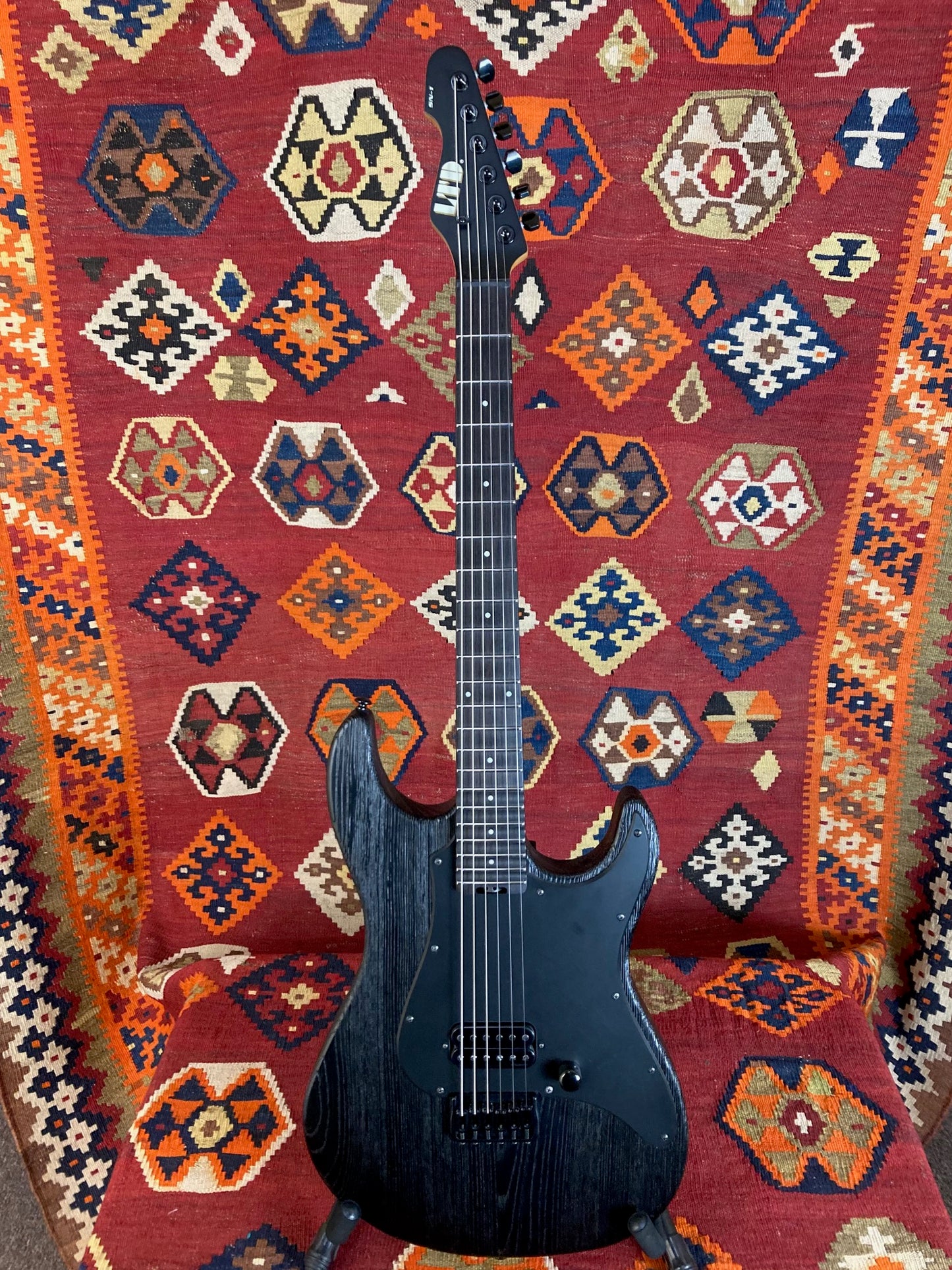 ESP SN-1 HT - Black Blast