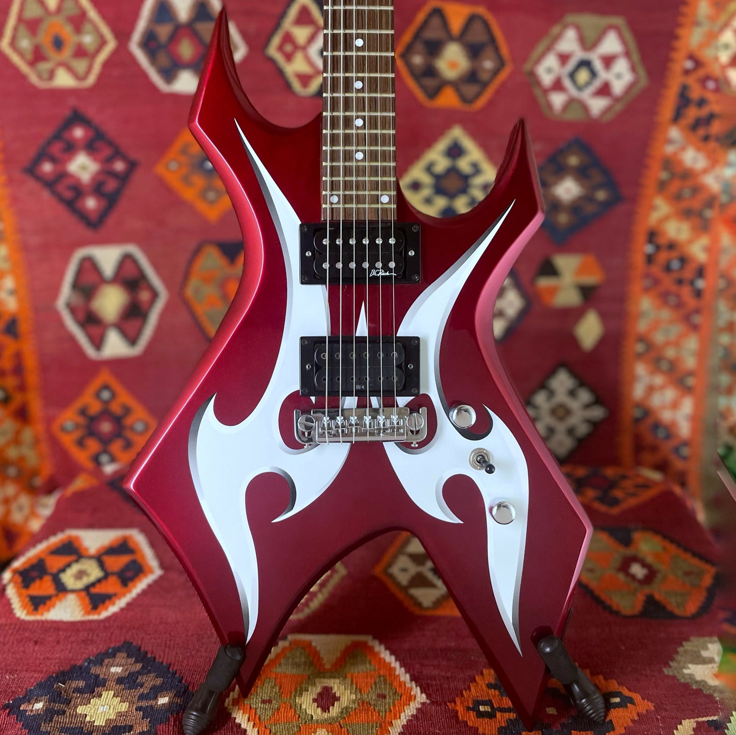 B.C. Rich Bronze Series Warlock - Red/White Flames