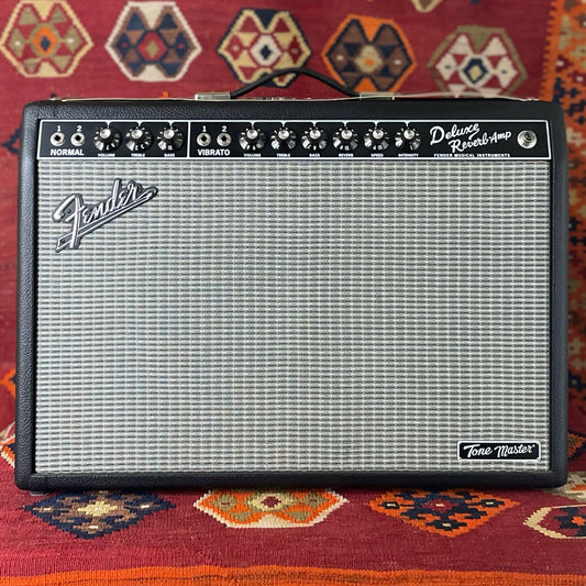 Fender Tone Master Deluxe Reverb 2-Channel 22-Watt 1x12" Digital Guitar Combo 2019 - Present - Black