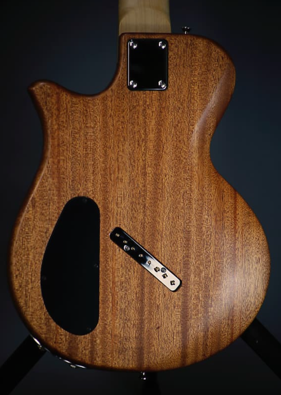 Novax CH8 Charlie Hunter Model - Satin Mahogany - 2023