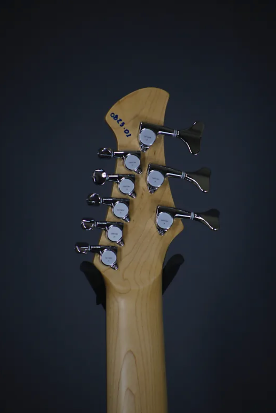Novax CH8 Charlie Hunter Model - Satin Mahogany - 2023
