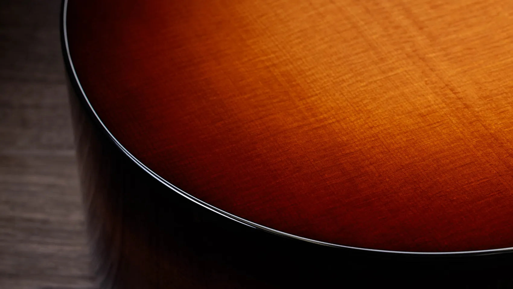 2026 Taylor 214ce-K Sunburst Plus, orrefied Spruce top, Hawaiian Koa back and sides (#2204106450)