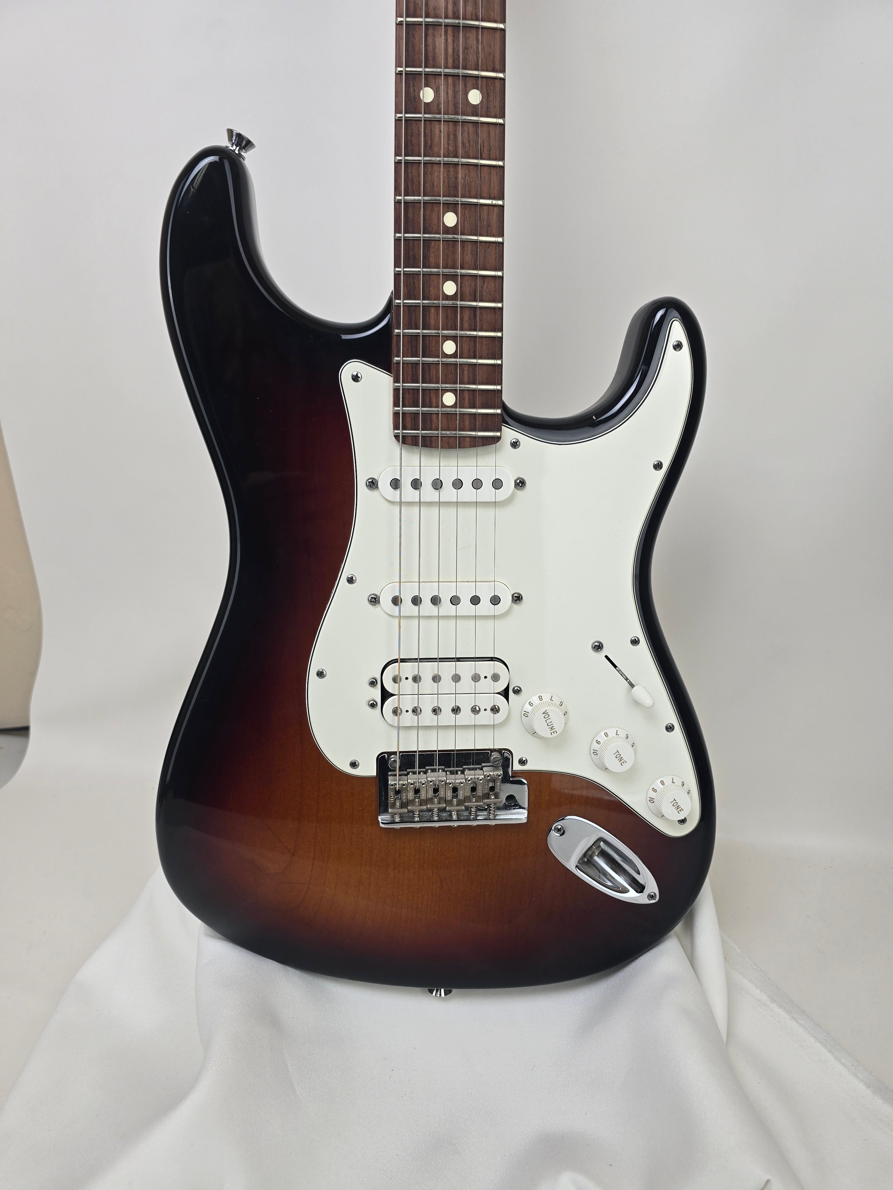 2011 Fender Stratocaster HSS (#US11123236)