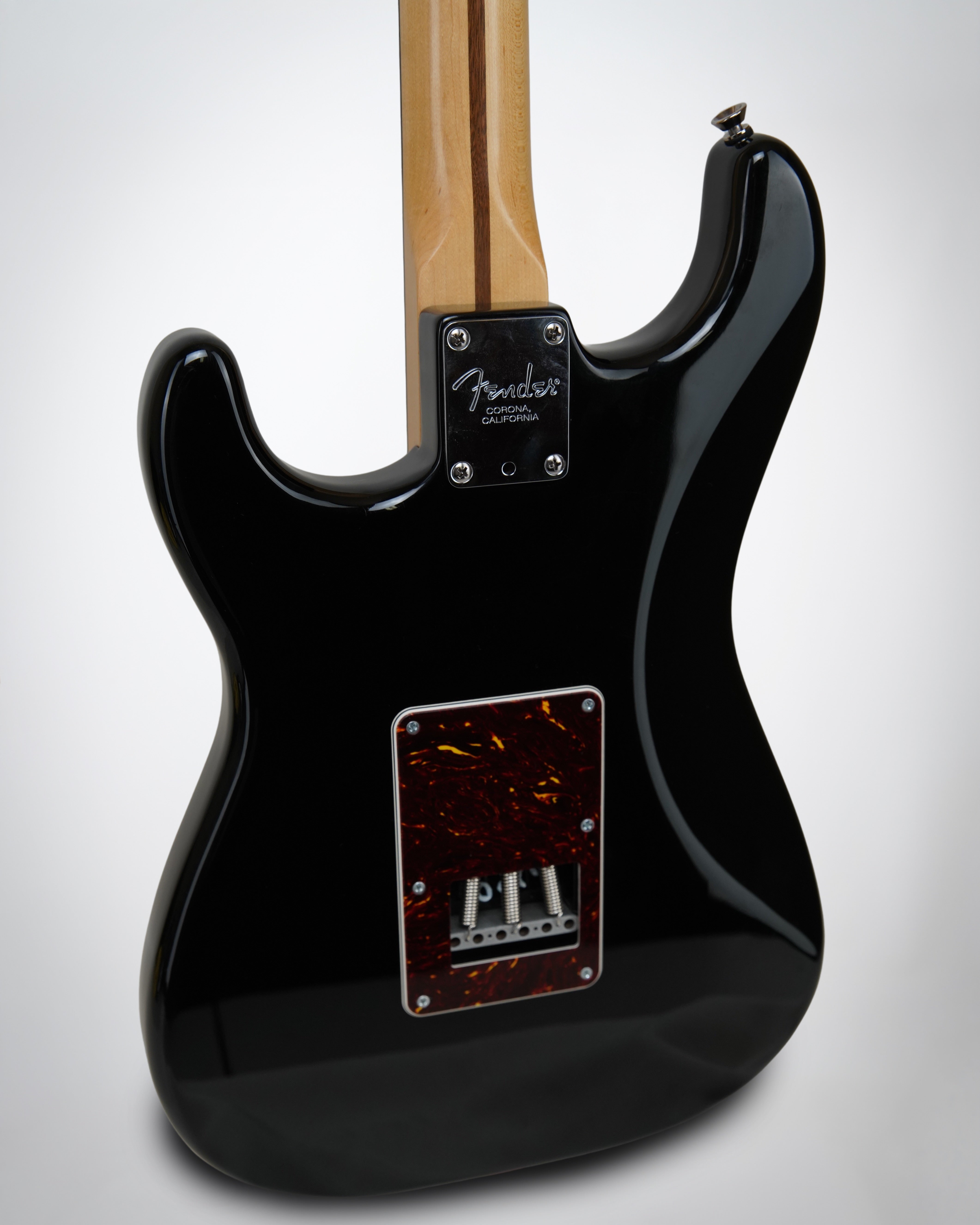 Fender Stratocaster (#Z8004935)