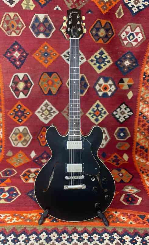 Photo of Collings I-35 LC 2024 Jet Black