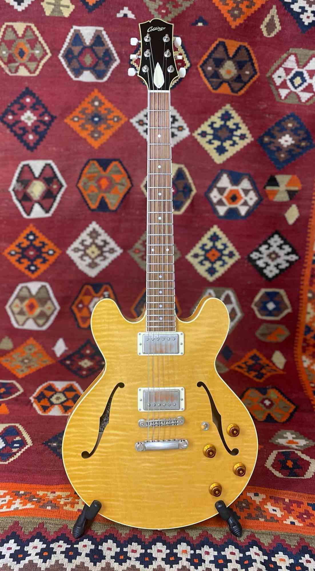 Collings I-35 LC DeLuxe  Blonde. Click to enlarge